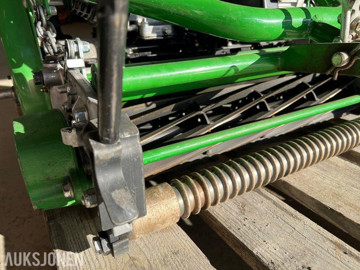 2017 John Deere 220 E-Cut Hybrid Green Klipper